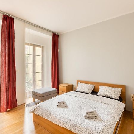 City Centre Garden Apartment With Parking Πράγα Εξωτερικό φωτογραφία